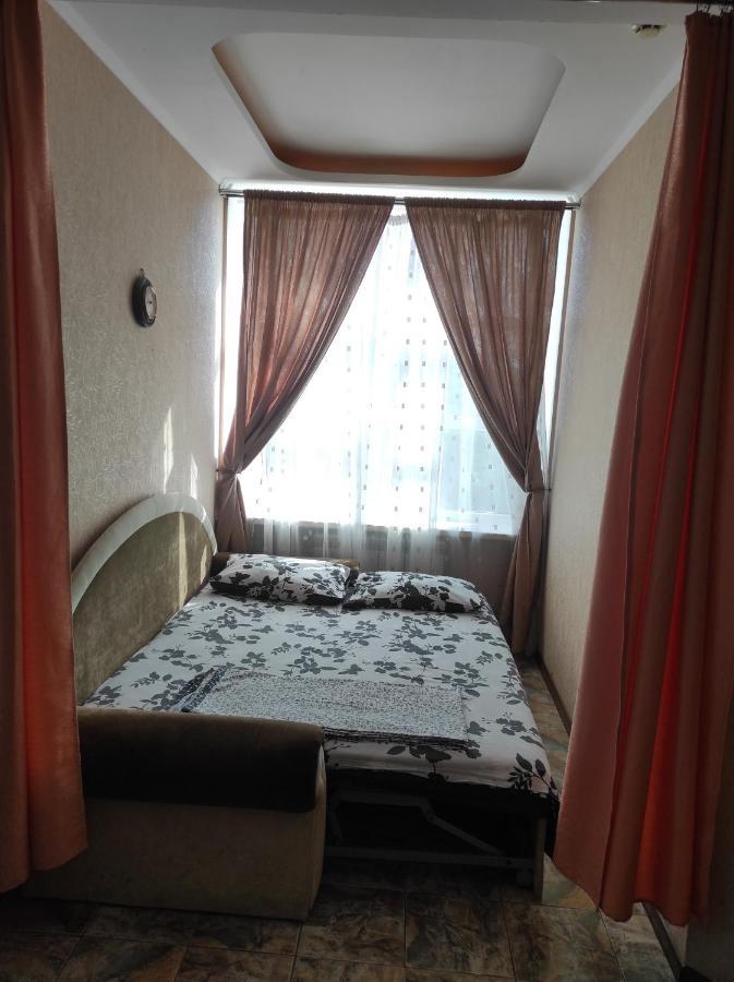 Apart-Otel'"Tsarskoe-Selo" Poltava Exteriör bild